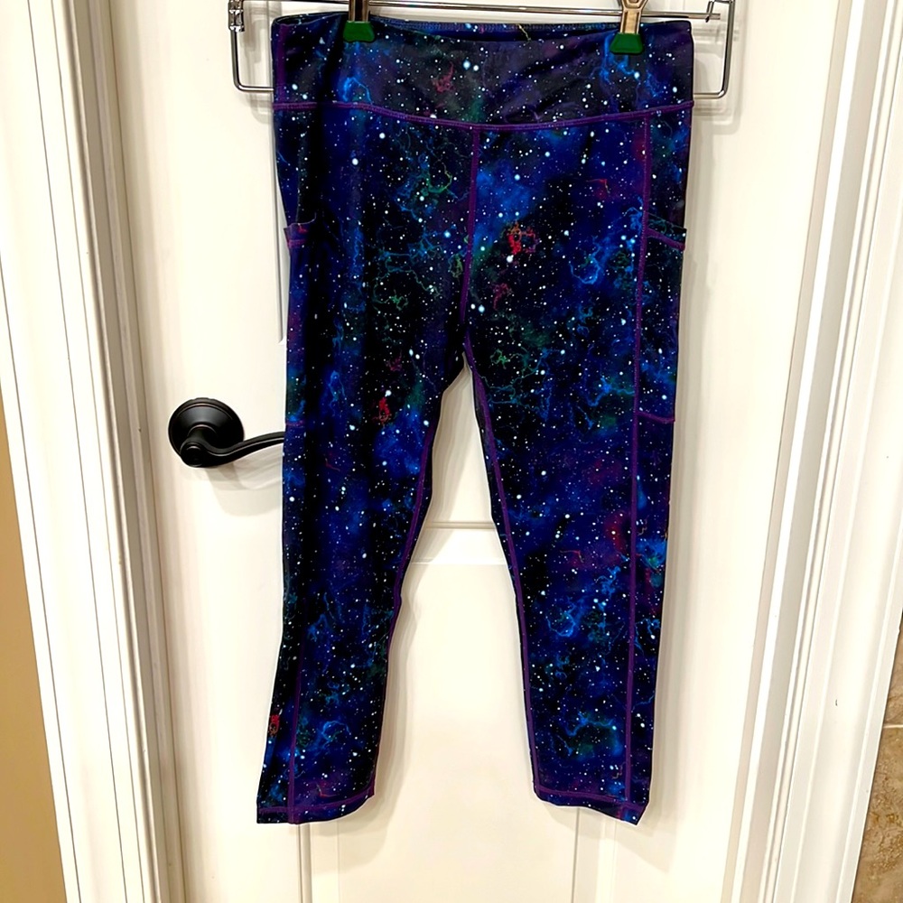 Constantly Varied Gear workout leggings